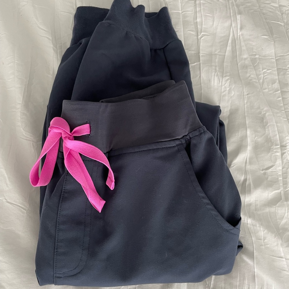 Figs jogger scrub pants